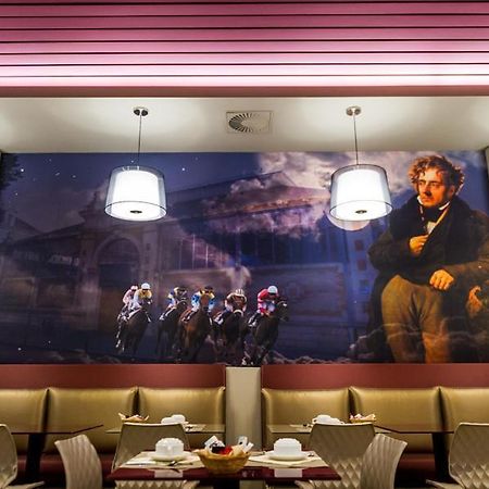 Hotel Le Chateaubriant Luaran gambar