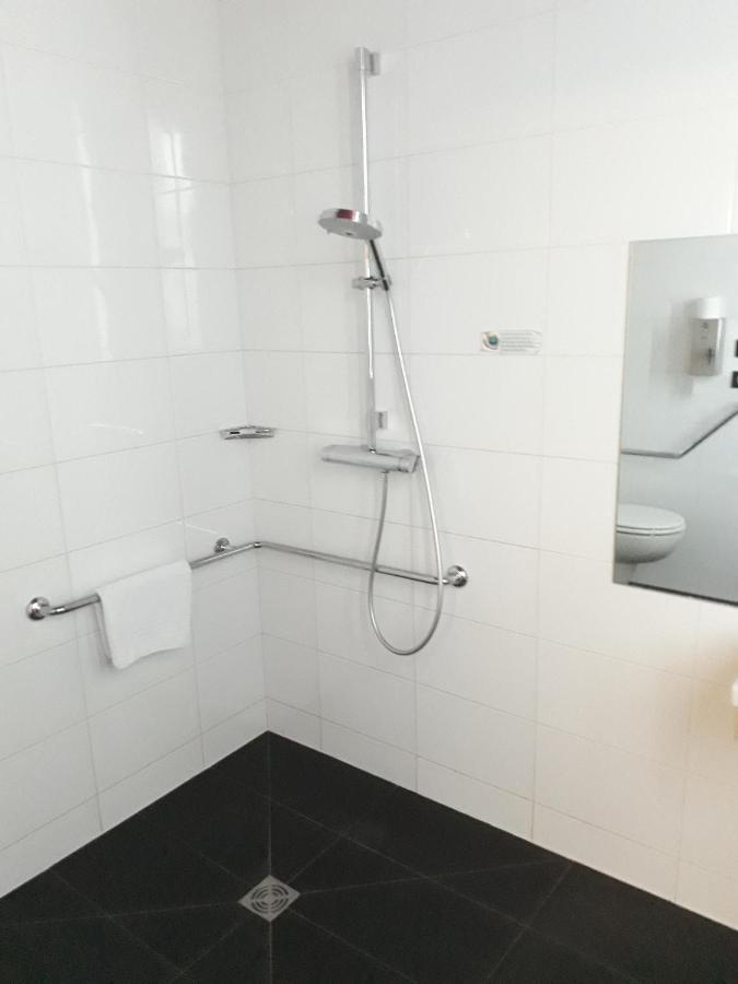Hotel Le Chateaubriant Luaran gambar