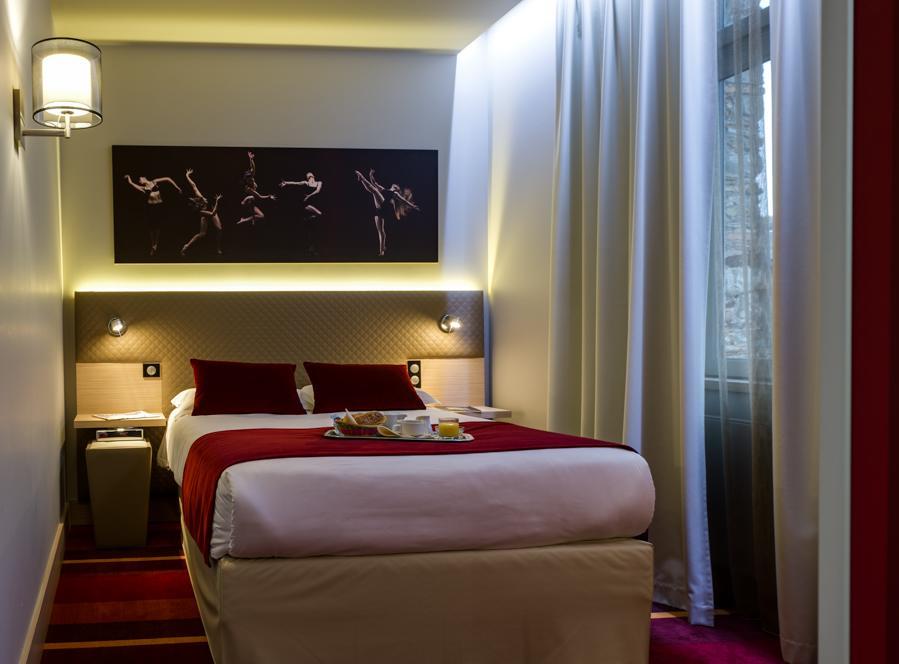 Hotel Le Chateaubriant Luaran gambar